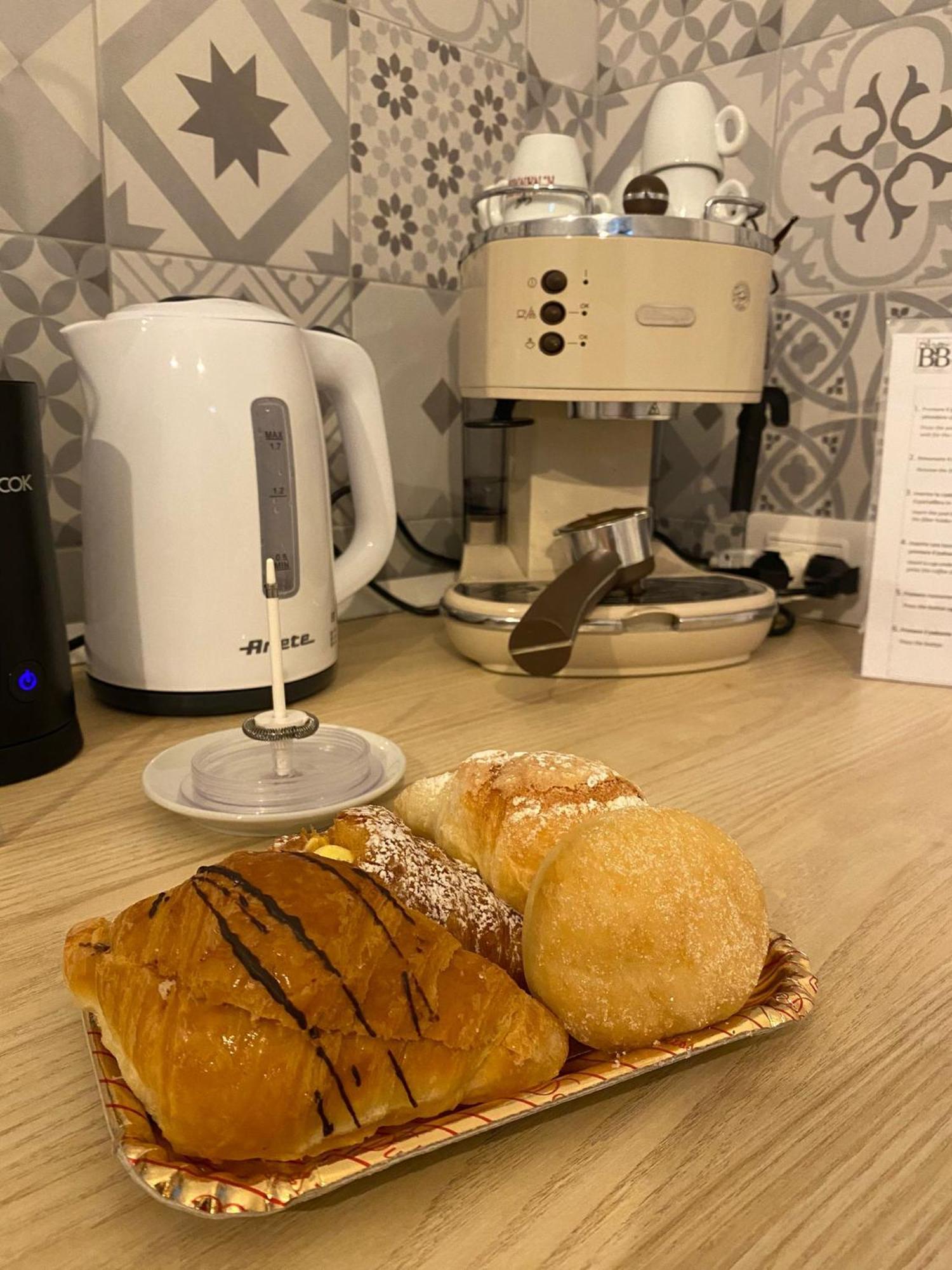 Bed and Breakfast Dimora Il Campanile Chieti Exterior foto